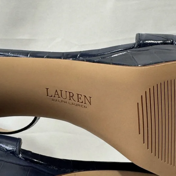 Lauren Ralph Lauren Sleek Navy Heels - Picture 11 of 12